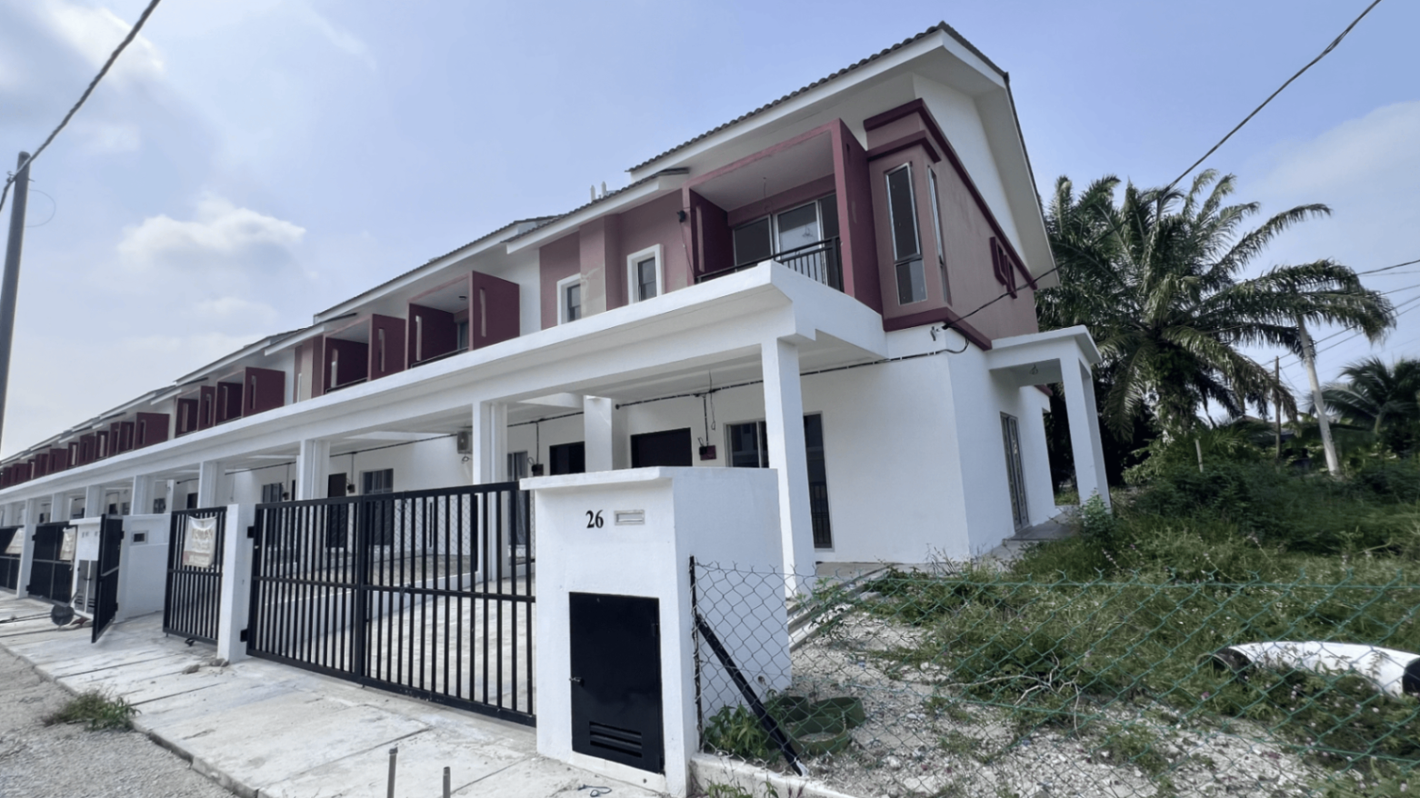 Unit hujung rumah teres Taman Kasia Lekir